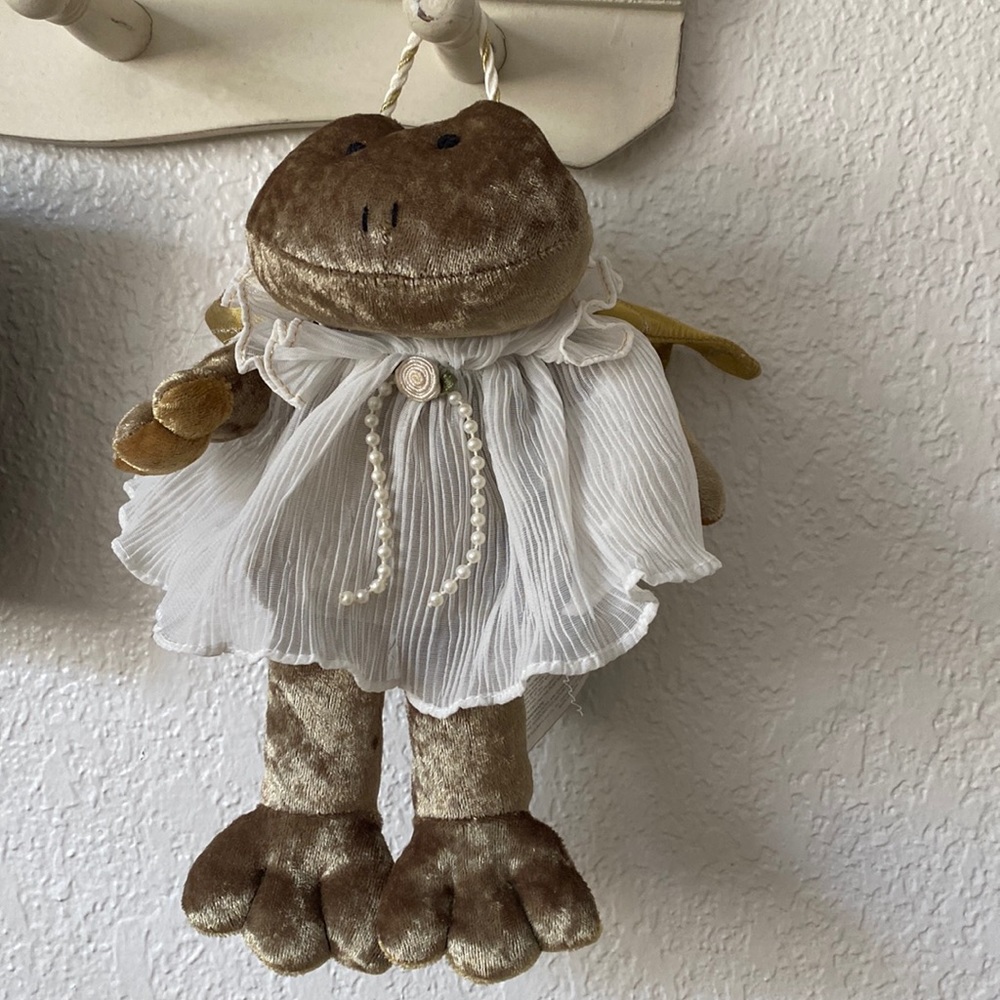 NWT Vintage Russ Angelique Frog Angel Plush